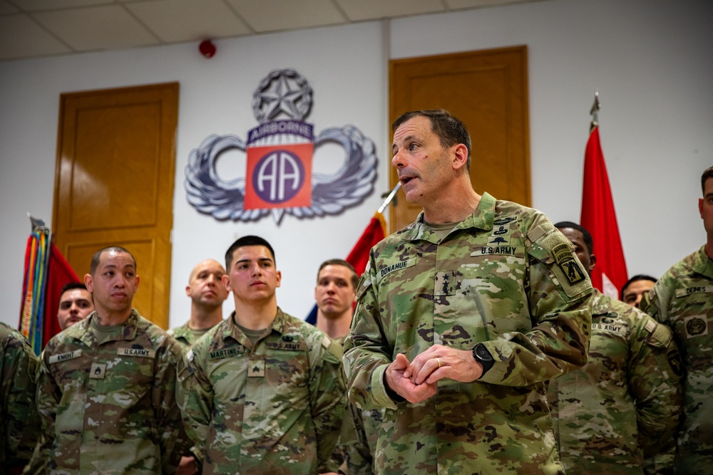 Lieutenant General Christopher Donahue visits &quot;Task Force 82&quot; and &quot;Task Force Rakkasans&quot; at Mihail Kogalniceanu Air Base Romania