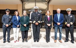 Vice Mayor of Napoli visits NSA Naples