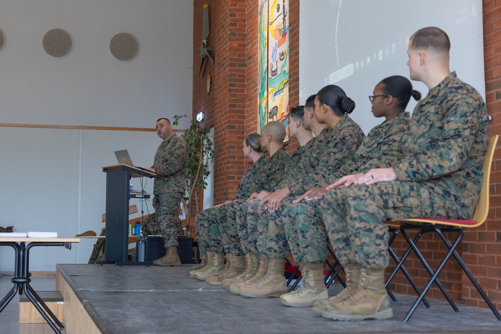 U.S. Marines Graduate Corporals Course in Norway