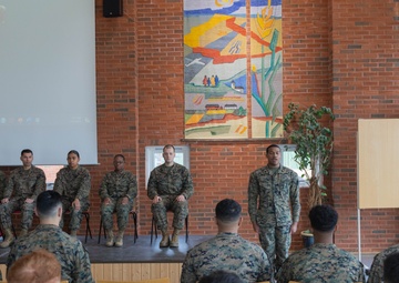 U.S. Marines Graduate Corporals Course in Norway