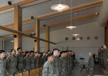 U.S. Marines Graduate Corporals Course in Norway