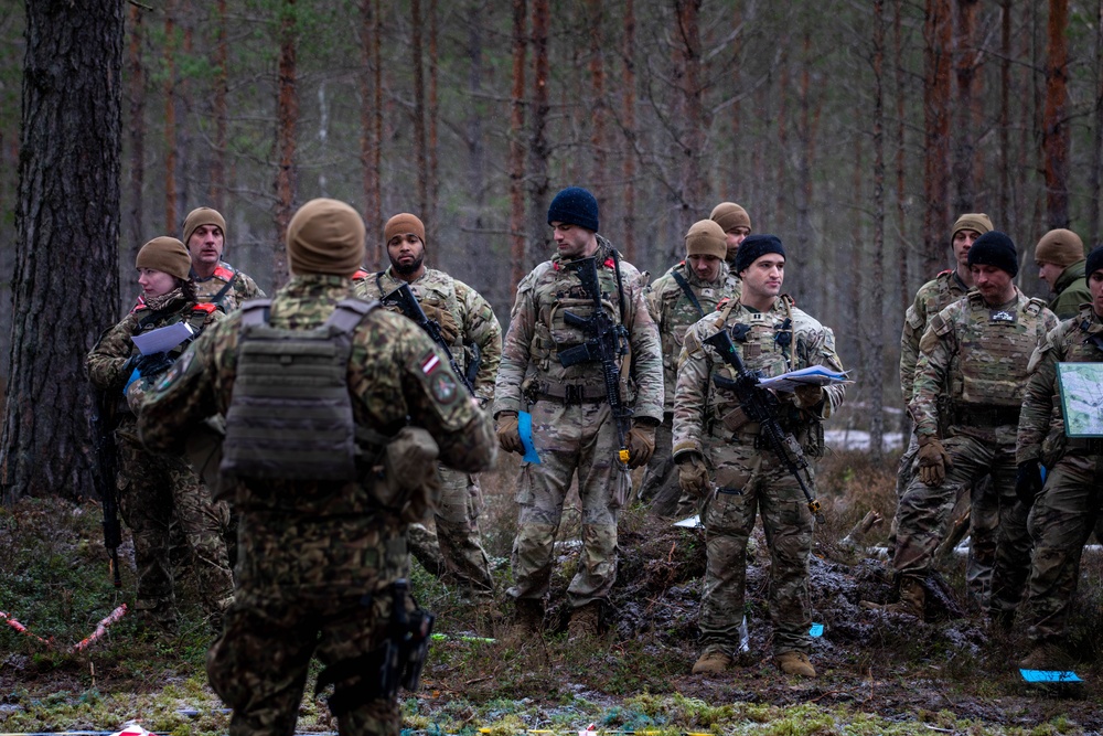 3rd Bn., 67th AR Bradley crews participate in Crystal Arrow field training exercise