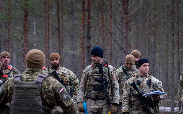 3rd Bn., 67th AR Bradley crews participate in Crystal Arrow field training exercise