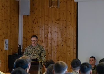 U.S. Marines Graduate Corporals Course in Norway