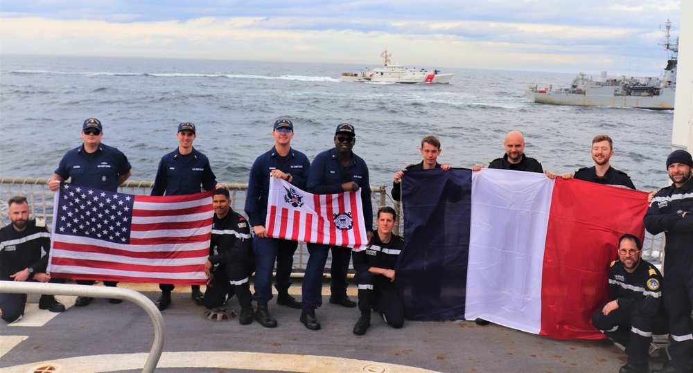 Coast Guard Cutter Legare engages with French naval ship Premier-Maître L’Her