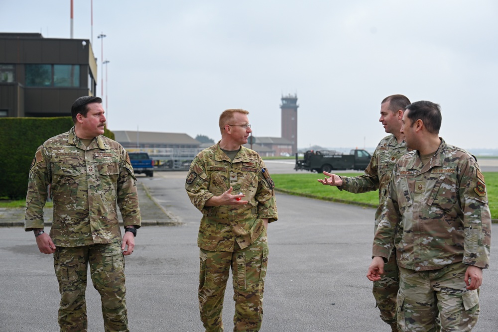 521 AMOW/CD travels to RAF Mildenhall to visit 727 AMS