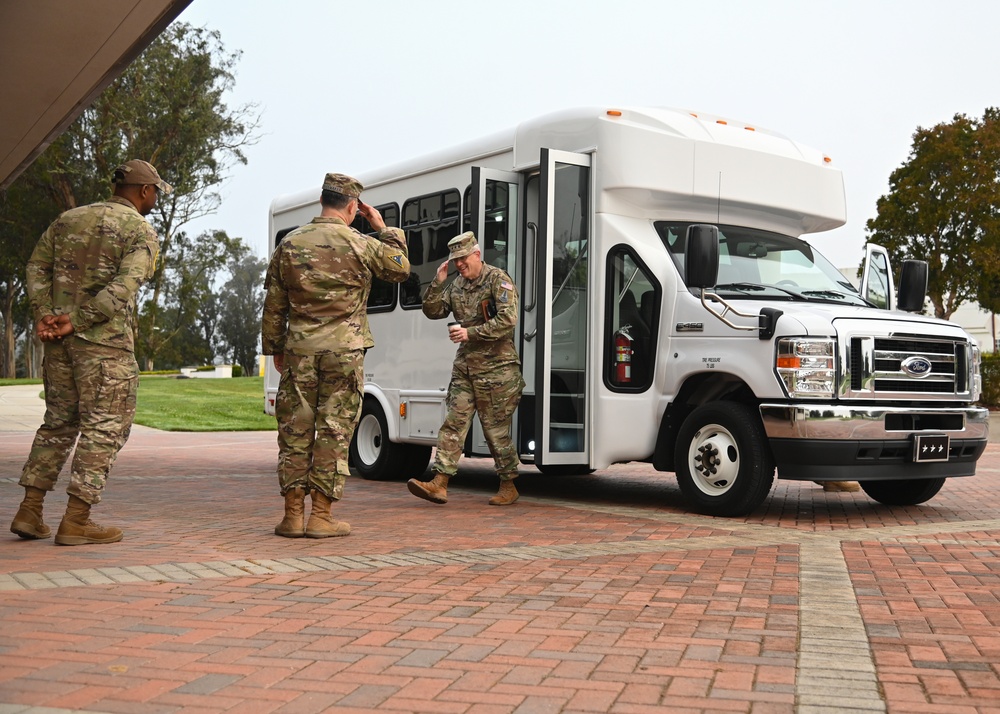 New SSC Commander Lt. Gen Philip Garrant Visits VSFB