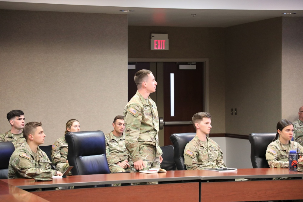 Auburn ROTC cadets visit USAACE