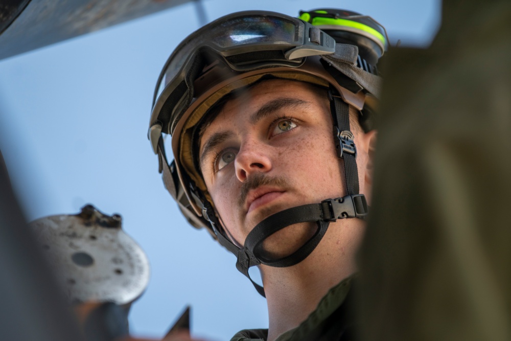 VMM-165 (Rein.) Resumes MV-22B Flight Operations
