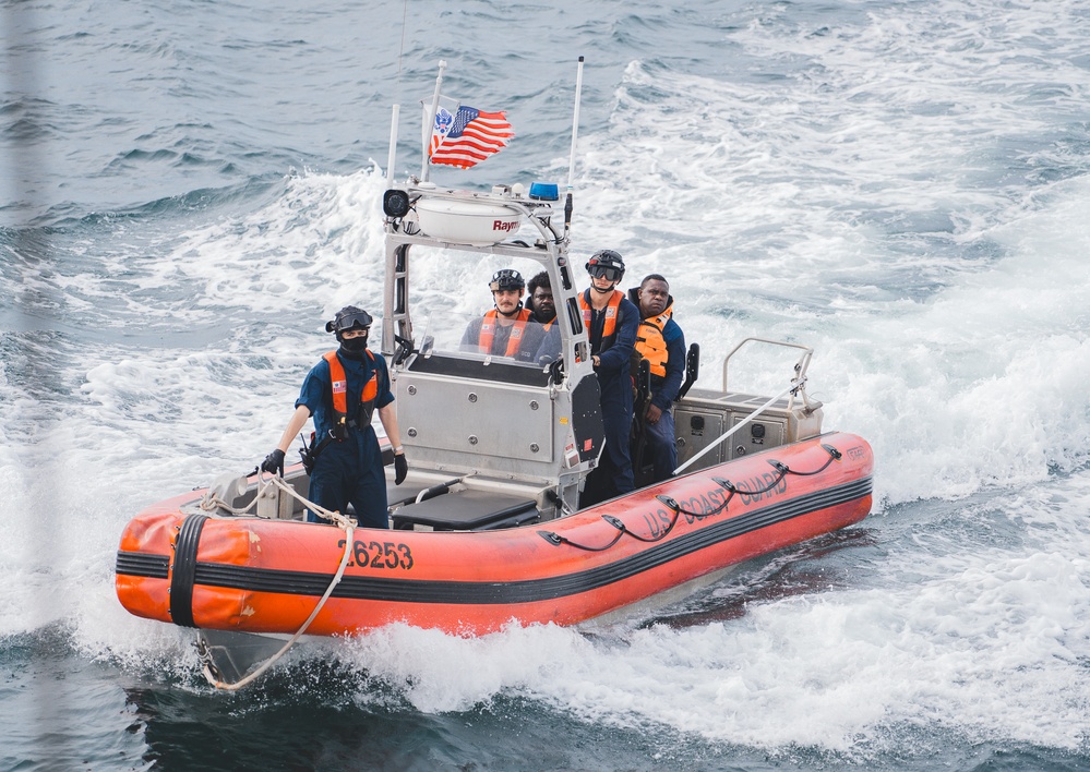 DVIDS - Images - U.S. Coast Guard Cutter Harriet Lane embarks Papua New ...