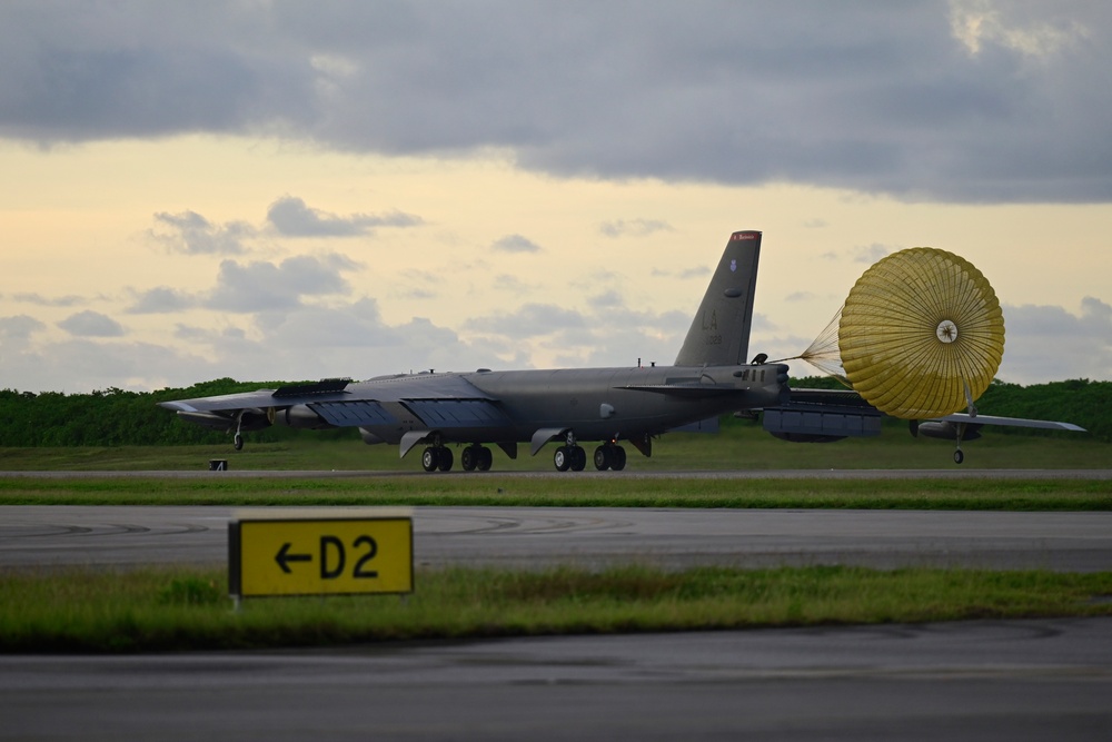 B-52s arrive in Diego Garcia for Bomber Task Force