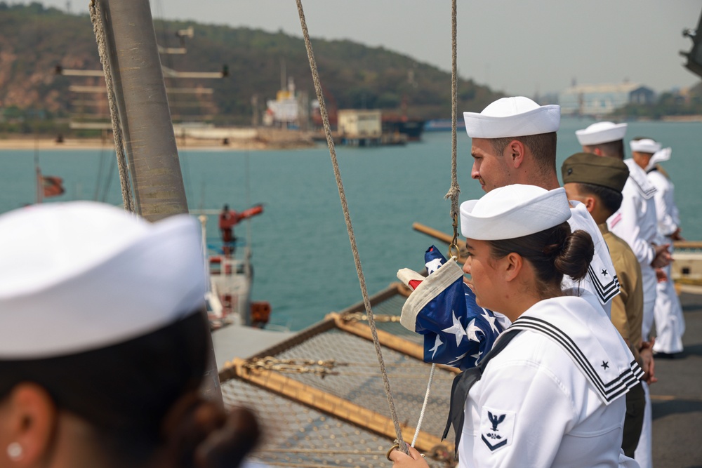 USS Somerset Arrives for Tiger TRIUMPH 24
