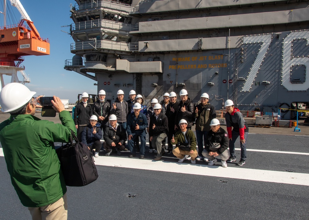 USS Ronald Reagan (CVN 76) hosts tour for members of the Tokyo Metropolitan Police Department