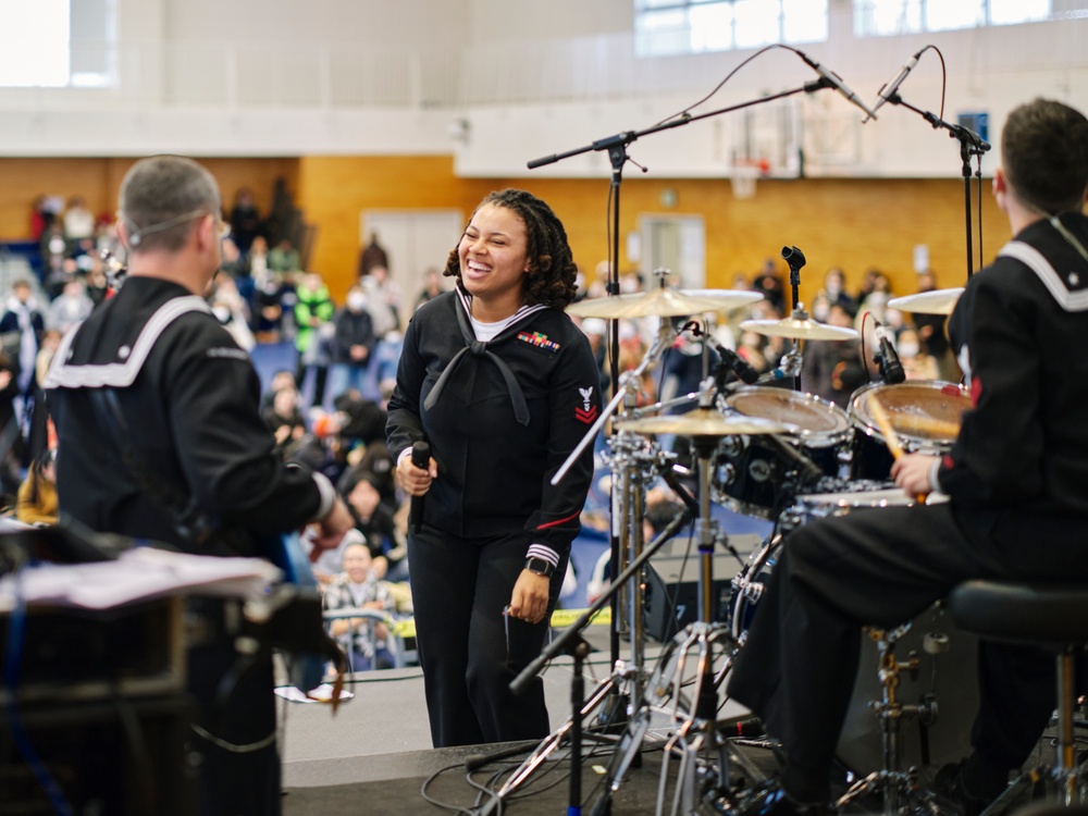 7th Fleet Orient Express Performs at Yokosuka Spring Festival 2024