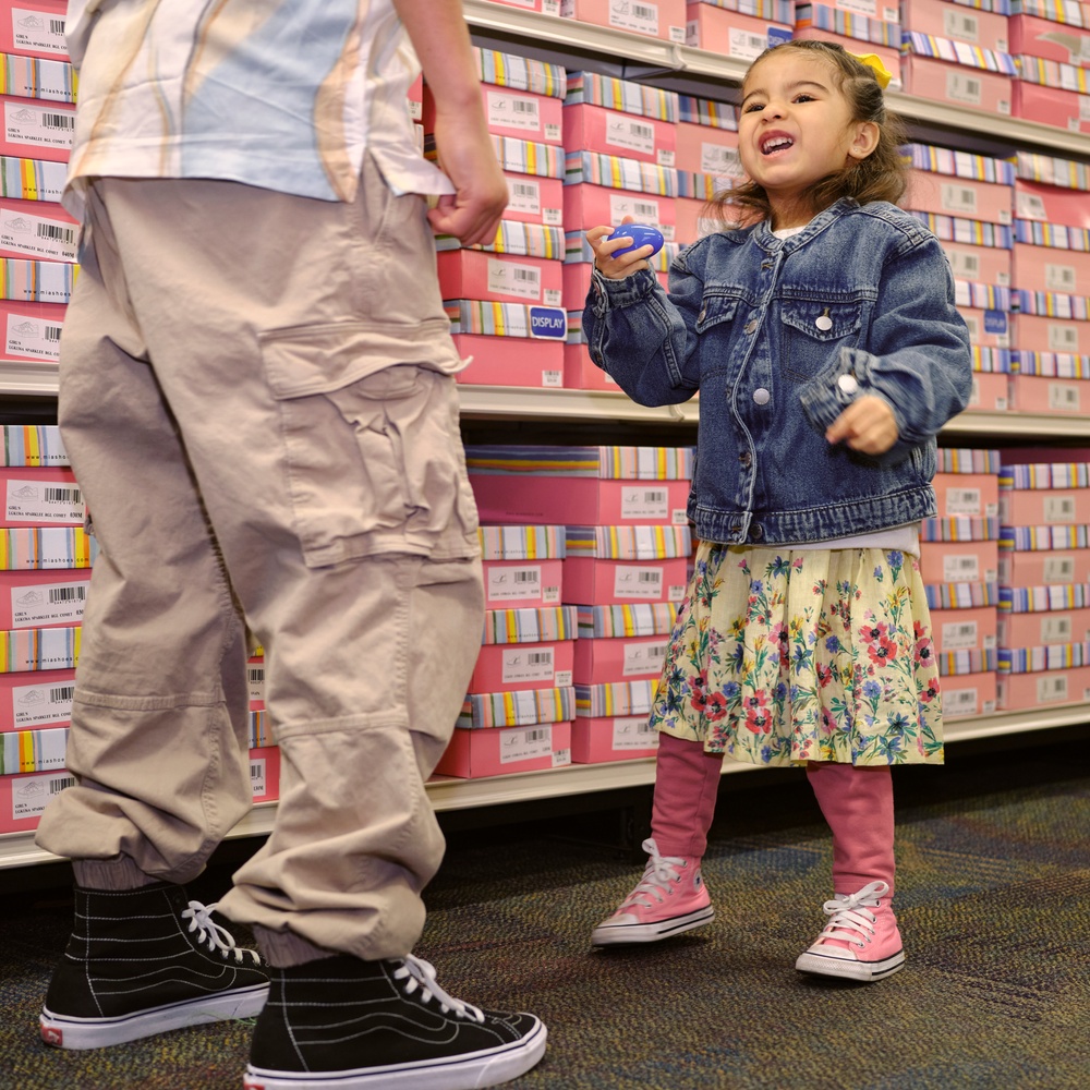 Navy Exchange Yokosuka Hosts Spring into Easter