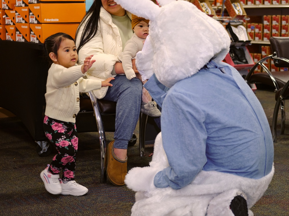 Navy Exchange Yokosuka Hosts Spring into Easter