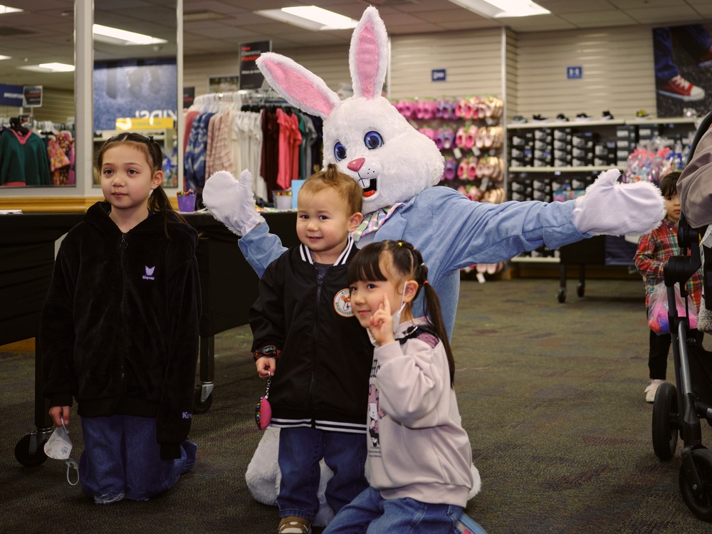 Navy Exchange Yokosuka Hosts Spring into Easter