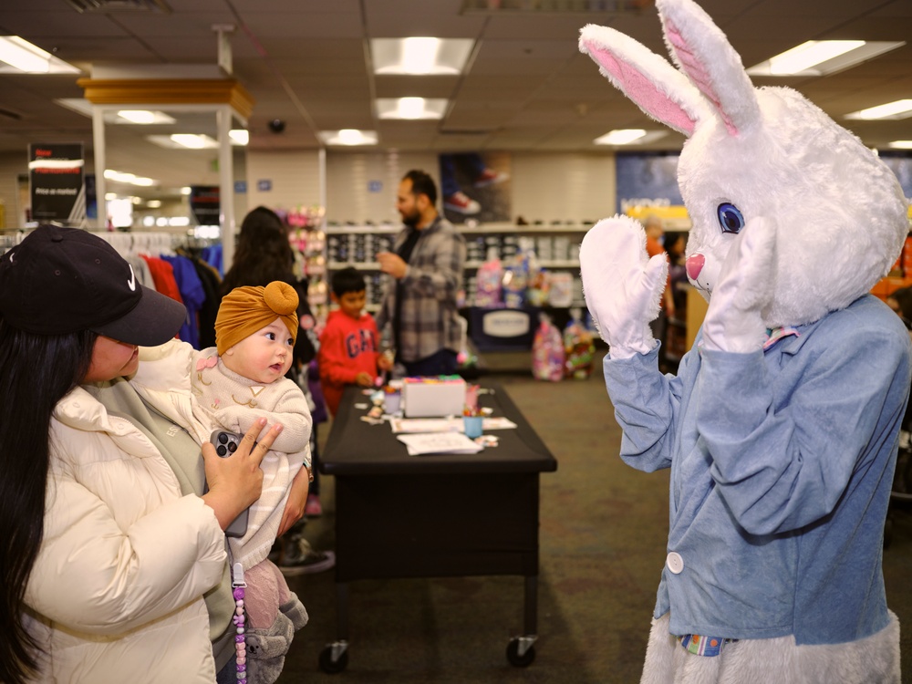 Navy Exchange Yokosuka Hosts Spring into Easter