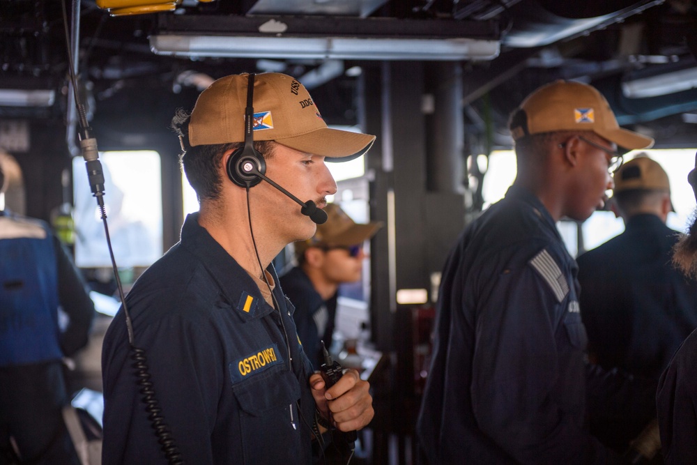 USS Mason Conducts Replenishment-at-Sea in the Red Sea