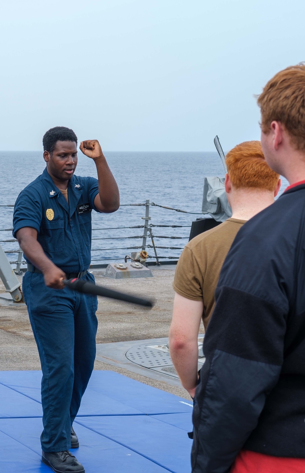 USS Mason Conducts Routine Operations in Red Sea