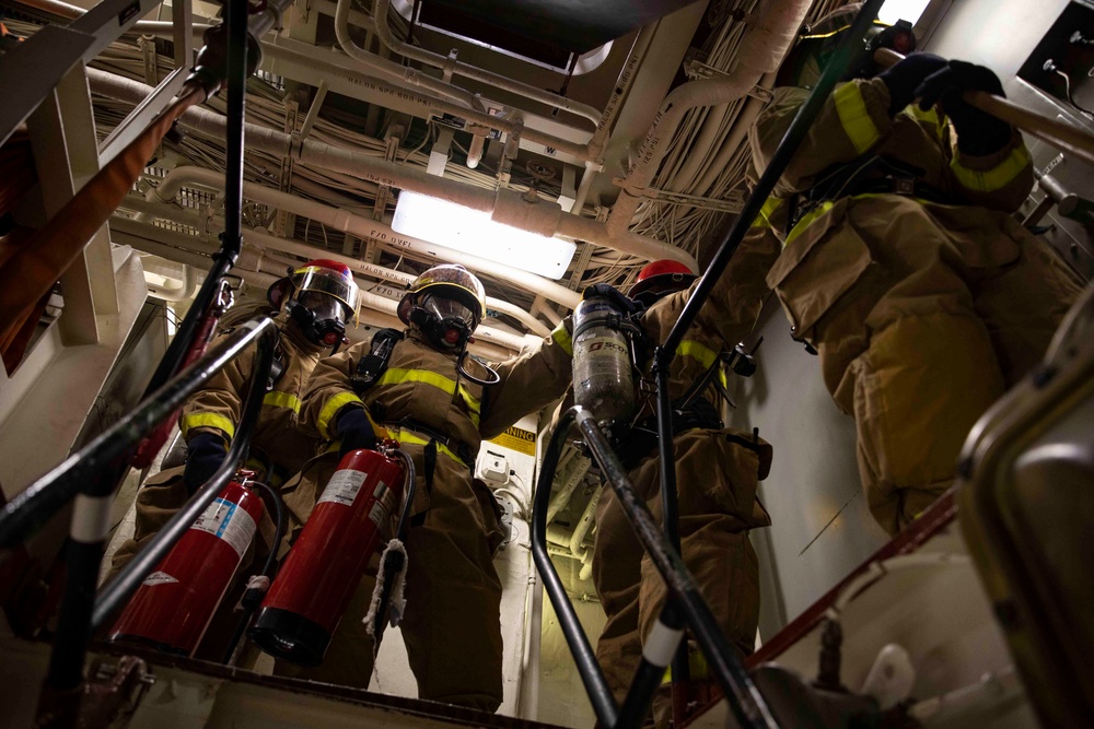 USS Ralph Johnson Conducts Fire Drill