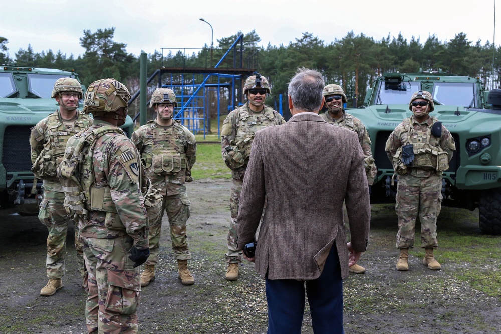 Civilian Aide to the Secretary of the Army visits Spartan Soldiers