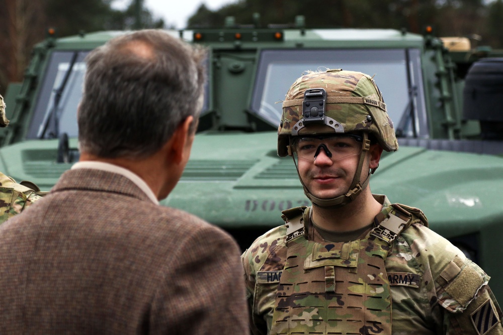 Civilian Aide to the Secretary of the Army visits Spartan Soldiers