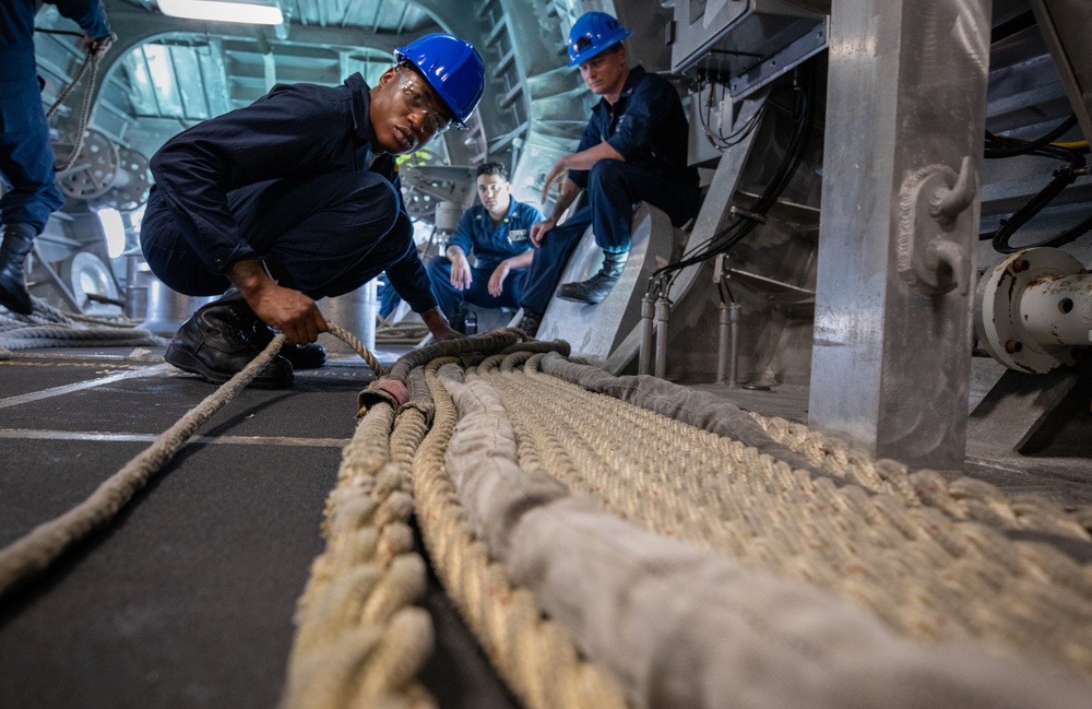 USS Mobile (LCS 26) Gold Crew conducts Sea and Anchor operations