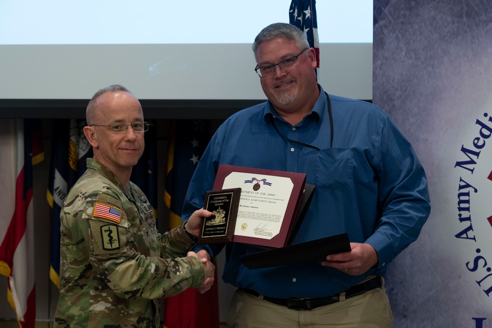 USAMMDA team gathers for command town hall, awards presentation