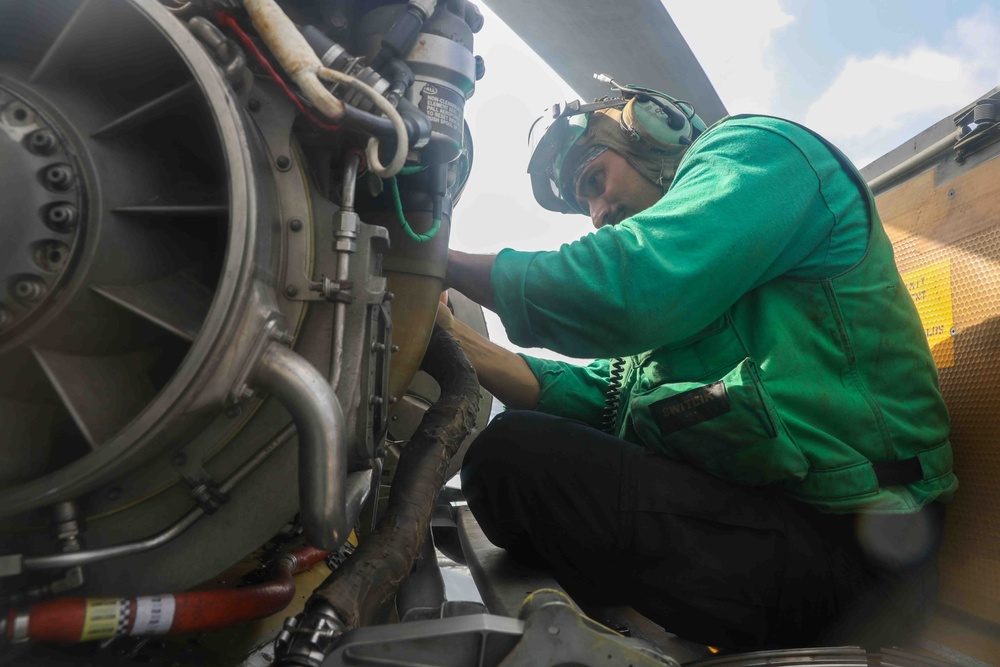 USS Leyte Gulf Underway and Flight Ops