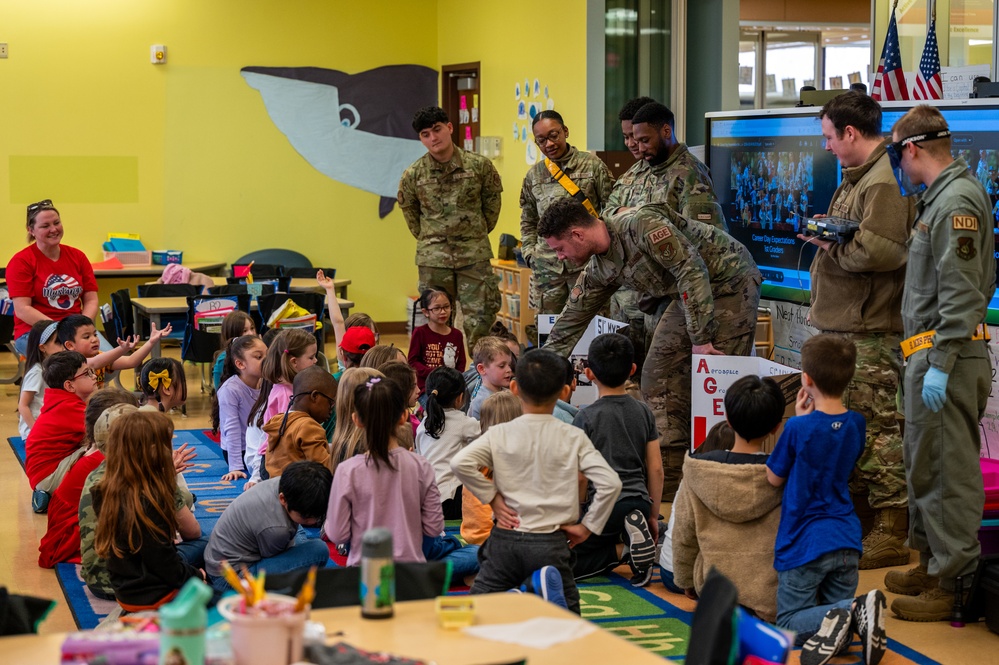 Osan Elementary School career day inspires future leaders