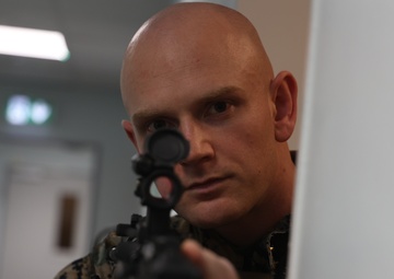 FASTEUR Trains with Marine Security Guard (MSG) Detachment Frankfurt