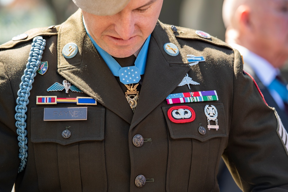 Medal of Honor Recipients Visit Arlington National Cemetery for National Medal of Honor Day