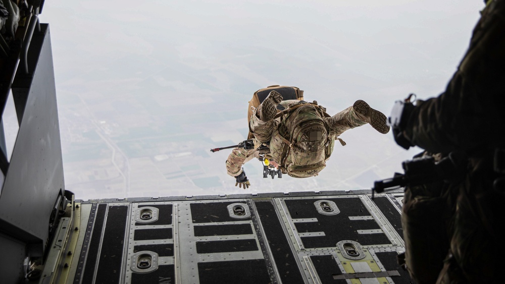 U.S. Army Green Berets conduct freefall jump during Trojan Footprint 24