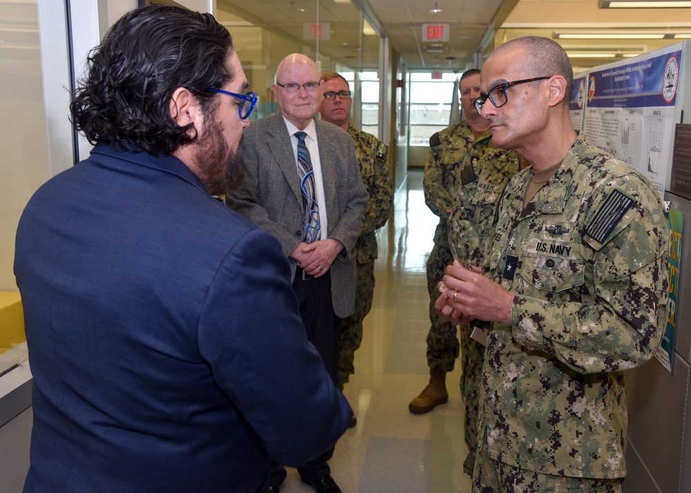 Commander, Naval Medical Forces Pacific visits Naval Medical Research Unit San Antonio