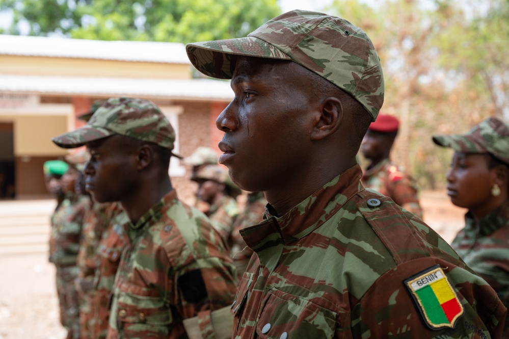 U.S. Army soldiers with the 91st Civil Affairs Battalion deployed with Special Operations Command Africa, conduct a knowledge exchange with Forces des Armées Beninoises members