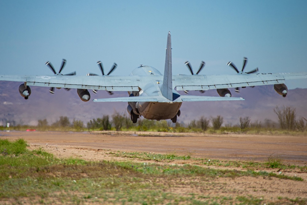 WTI 2-24: KC-130 Touch and Go