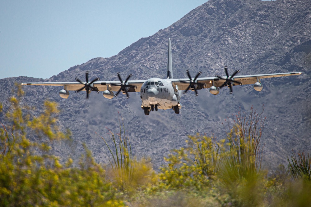 WTI 2-24: KC-130 Touch and Go