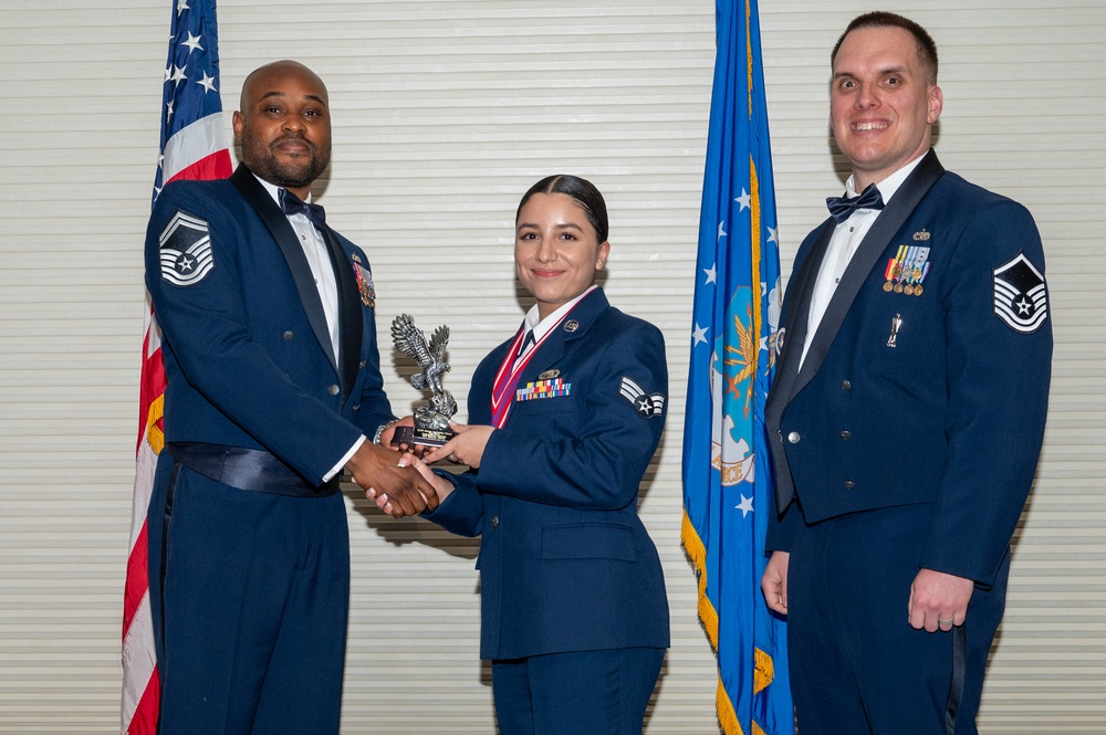 ALS Class 24-C Graduates