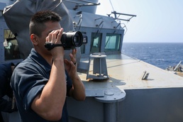 Sailors Aboard the USS Howard conduct SNOOPIE and VIPER team training in the Philippine Sea