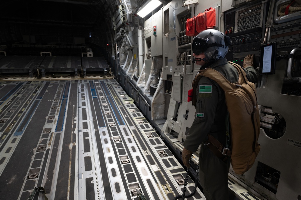 C-17 West Coast Demo Team kicks off Airshow Season