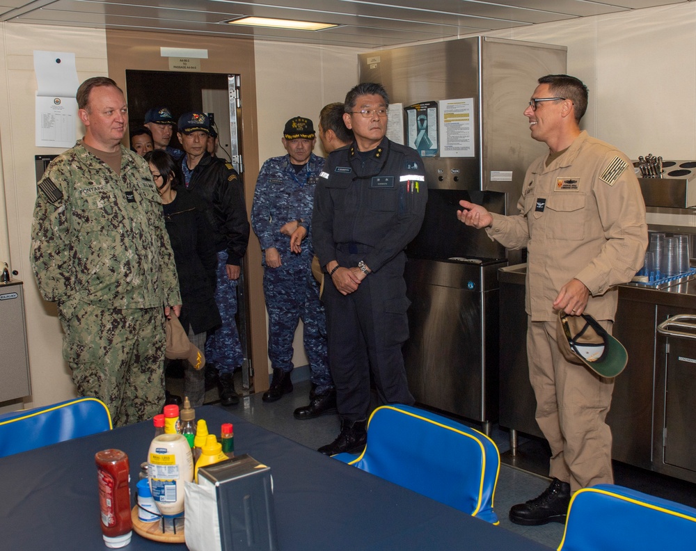 DVIDS - Images - JMSDF Escort Flotilla Two tours USS Miguel Keith (ESB ...