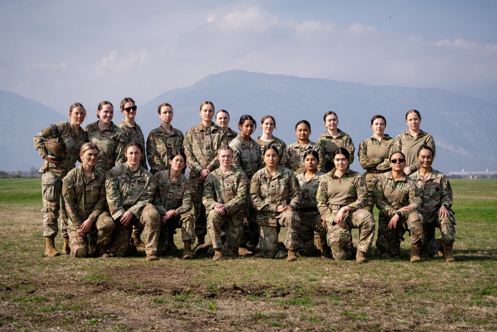 173rd IBCT (A) Hosts first all-female airborne operation, “Women of the Herd”