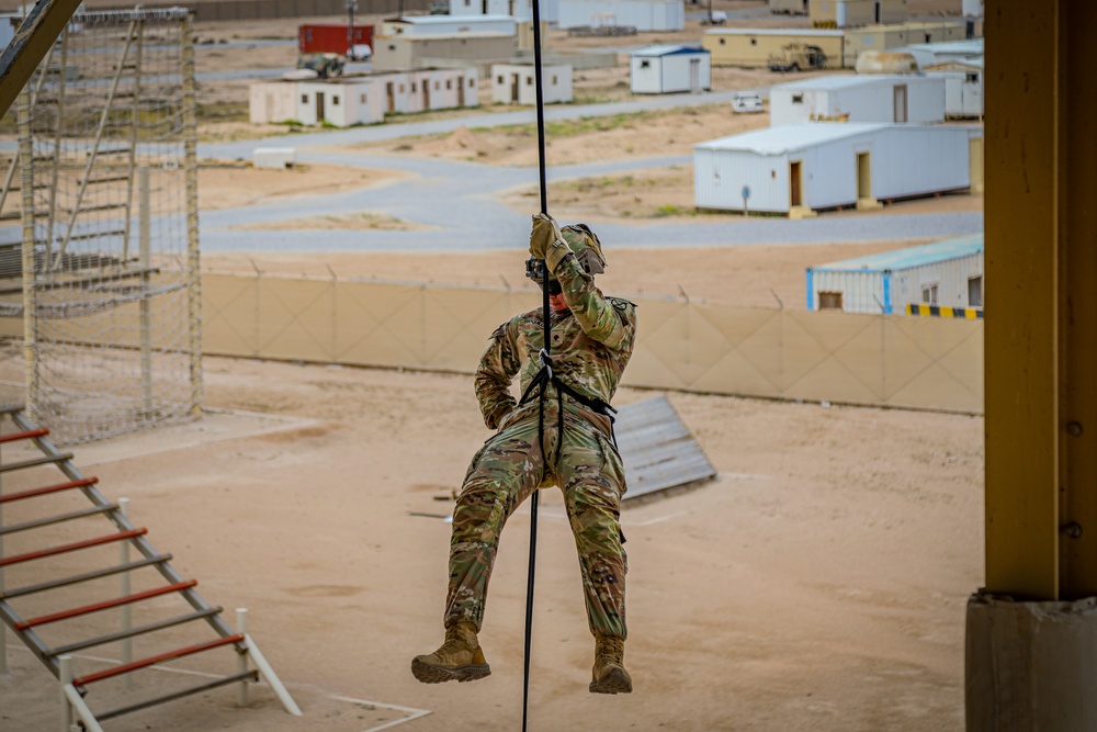 82nd CAB Rappel Operations