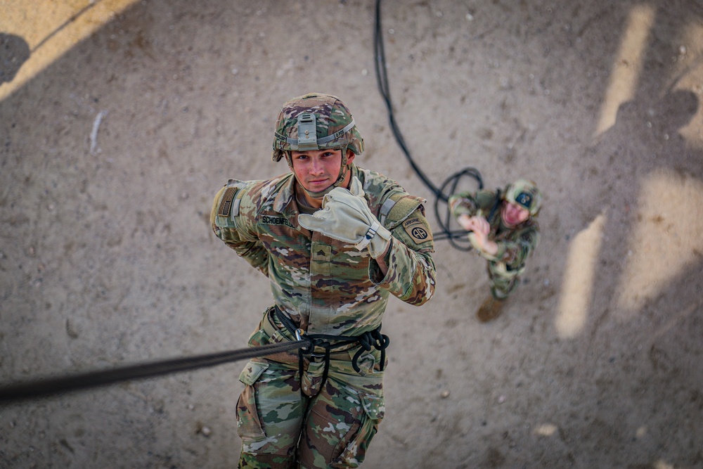 82nd CAB Rappel Operations