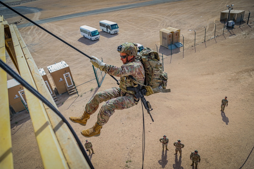 82nd CAB Rappel Operations