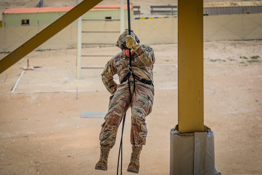 82nd CAB Rappel Operations
