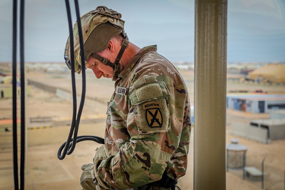 82nd CAB Rappel Operations