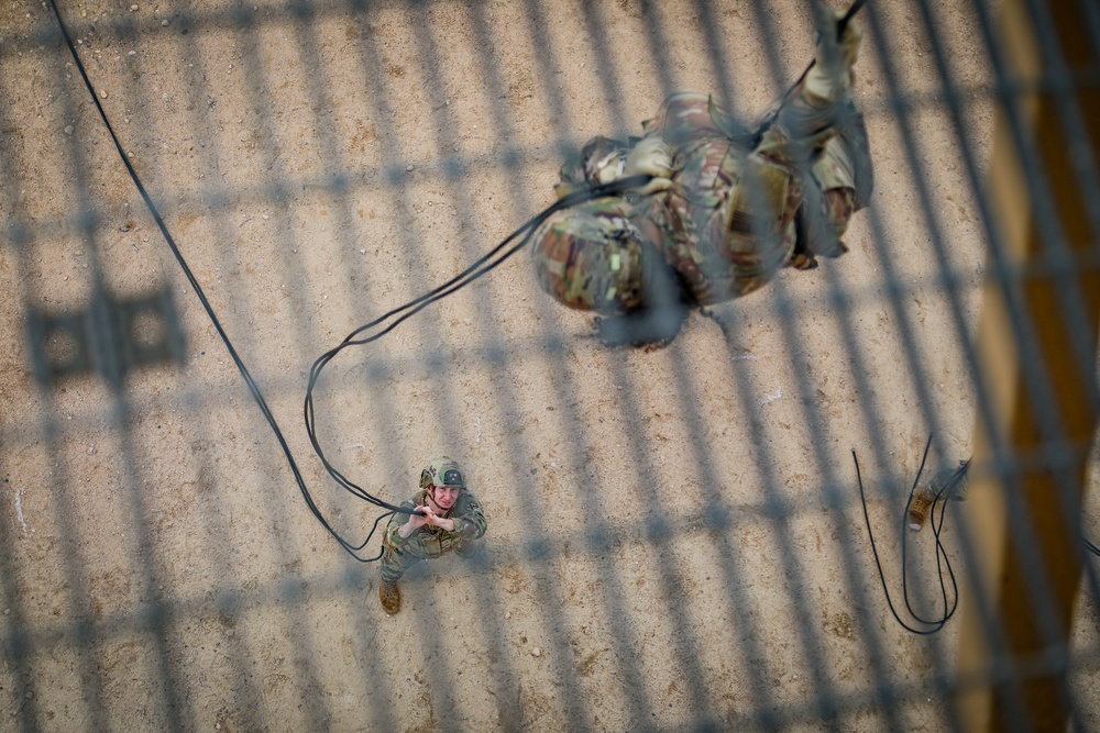 82nd CAB Rappel Operations