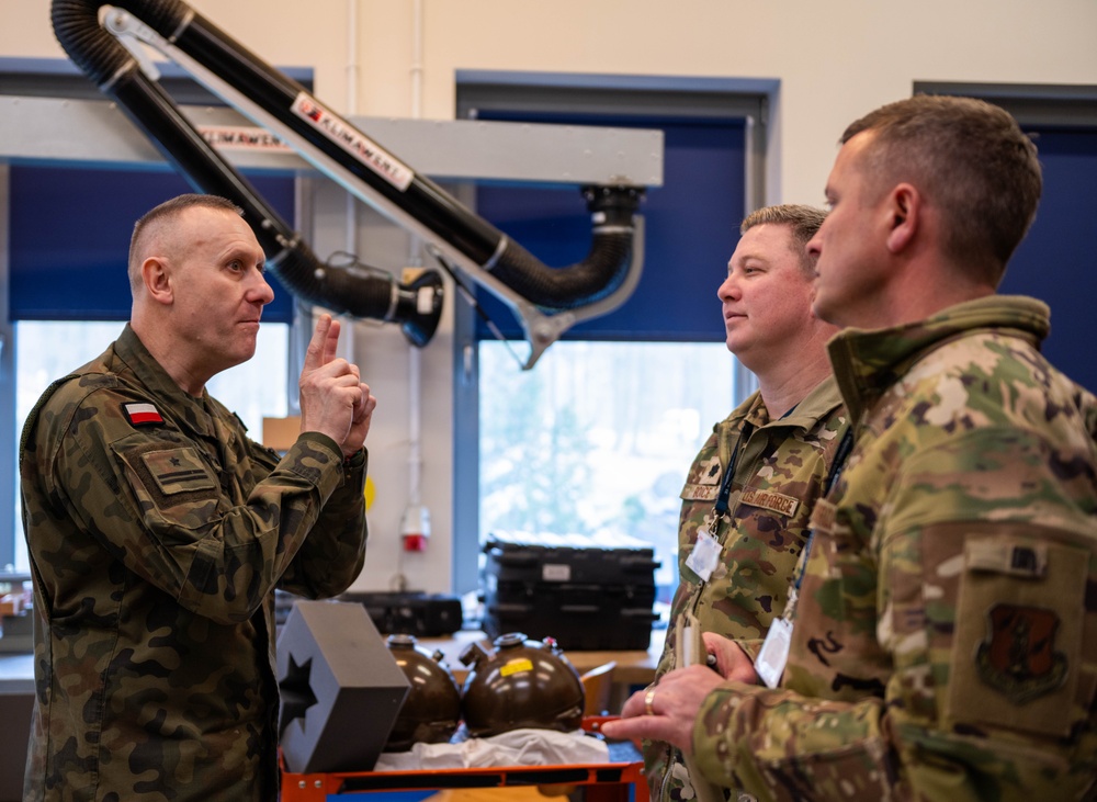 Illinois Air National Guard meets with Polish Air Force